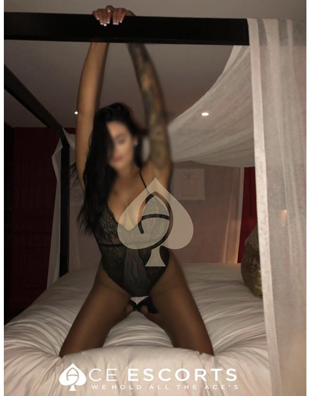 Söğütlü Escort Bayan Rahşan
